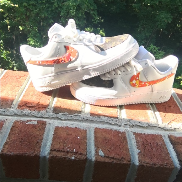 Hand painted custom Louis Vuitton Air Force 1